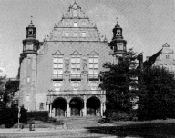 Collegium Minus - Aula Uniwersytecka - widok z zewnątrz