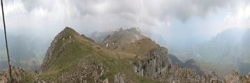 Panorama z głównego szczytu Czatyrdahu