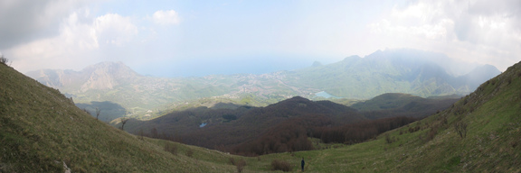 Panorama Ałuszty z Czatyrdahu
