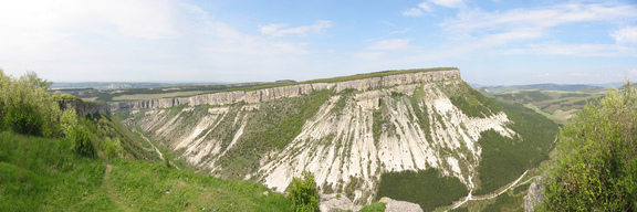 Panorama z Skalnego Miasta w Czufut-Kale