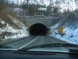 Tunel na drodze Leskovac-Skopje