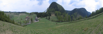 Panorama Schroniska Andrzejówka i Waligóry
