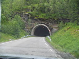 Tunel Sjona na Szlaku Wybrzeża