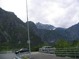 Wąski most na drodze do Drabiny Trolli (Trollstigen) niedaleko Andalsnes