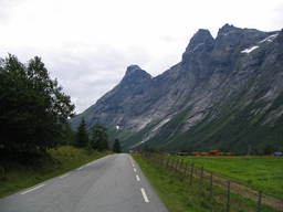 Drodga do Drabiny Trolli (Trollstigen) niedaleko Andalsnes