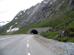 Tunel na drodze numer 15