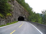 Tunel na drodze 60