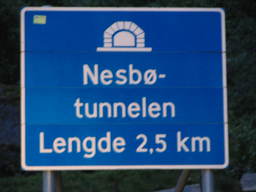 Tunel Nesbo na drodze 51 do Hol