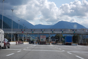 Bramki na autostradzie we Włoszech