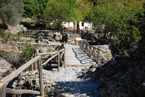 Opuszczona wioska w wąwozie Samaria