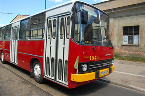Autobus Ikarus 280.26 (#1545).