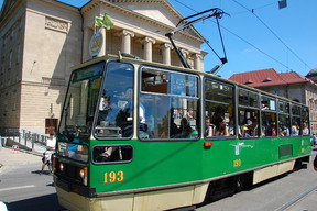 Tramwaj Konstal 105N (#193).