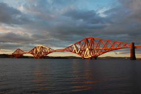 Most kolejowy Forth